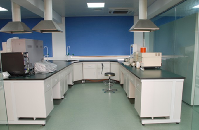 实验台和配件说明